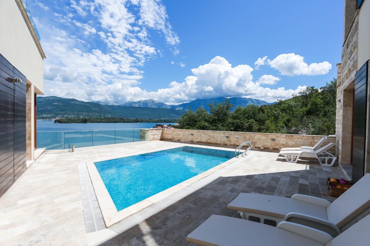 Villa Semiramis ティヴァト エクステリア 写真